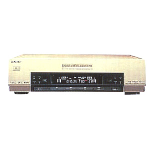 eW^/S-VHS VTR [A01360002]